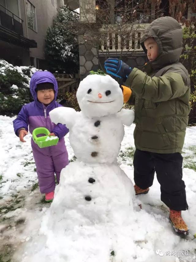 玩沙玩水玩雪都是一种简便易行的结构游戏